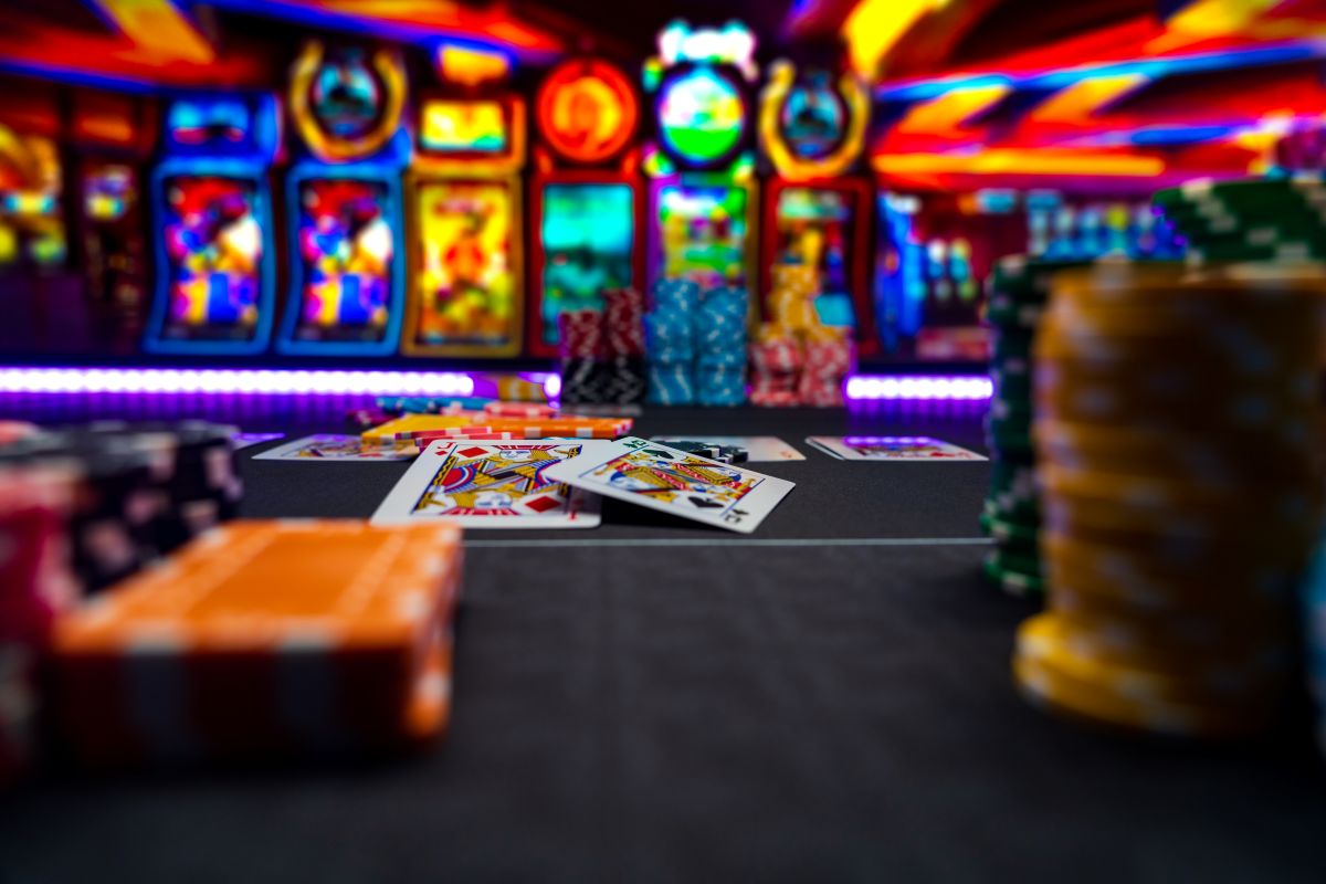 Mobile casino gaming interface